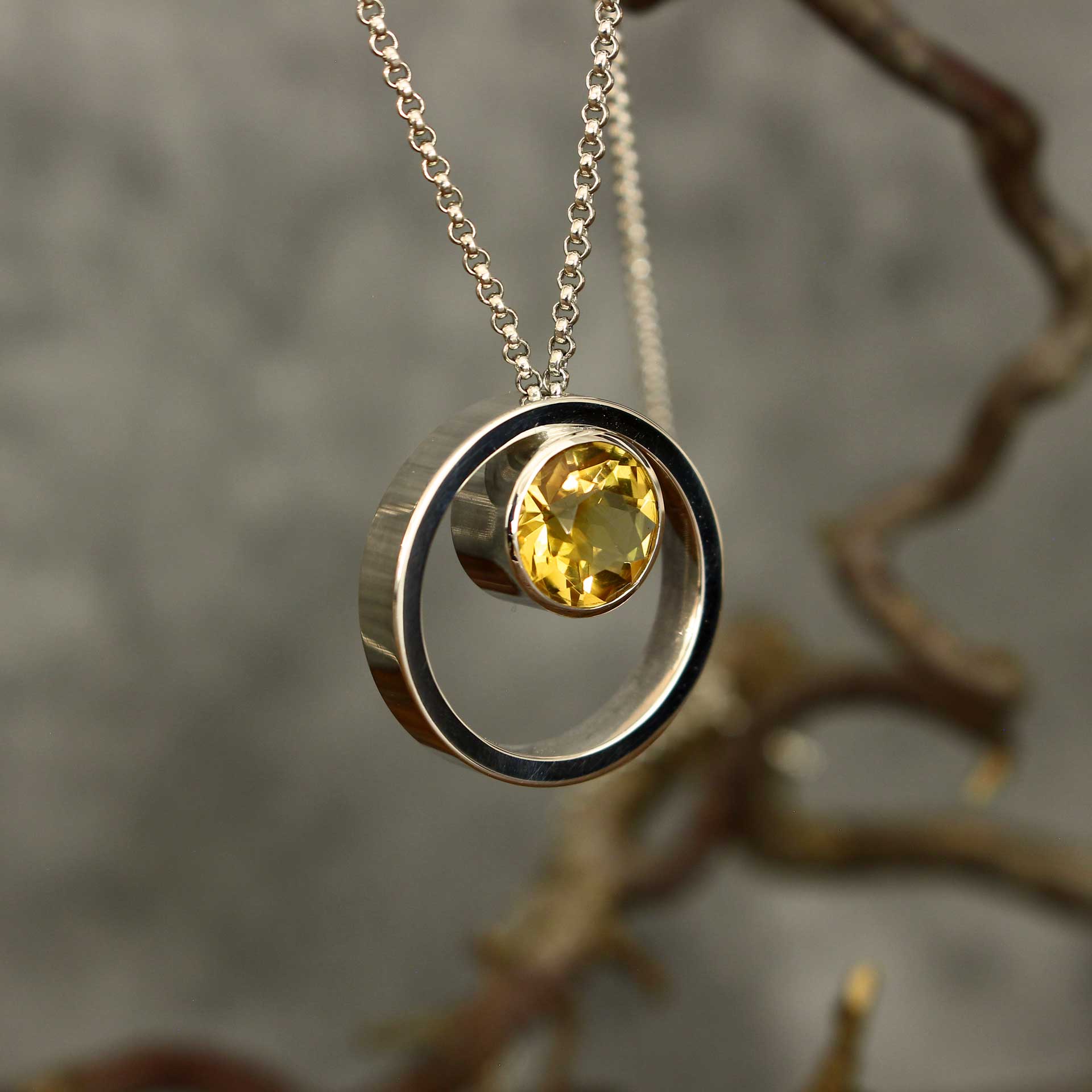 Citrinanhänger Silber mit integrierter Kette