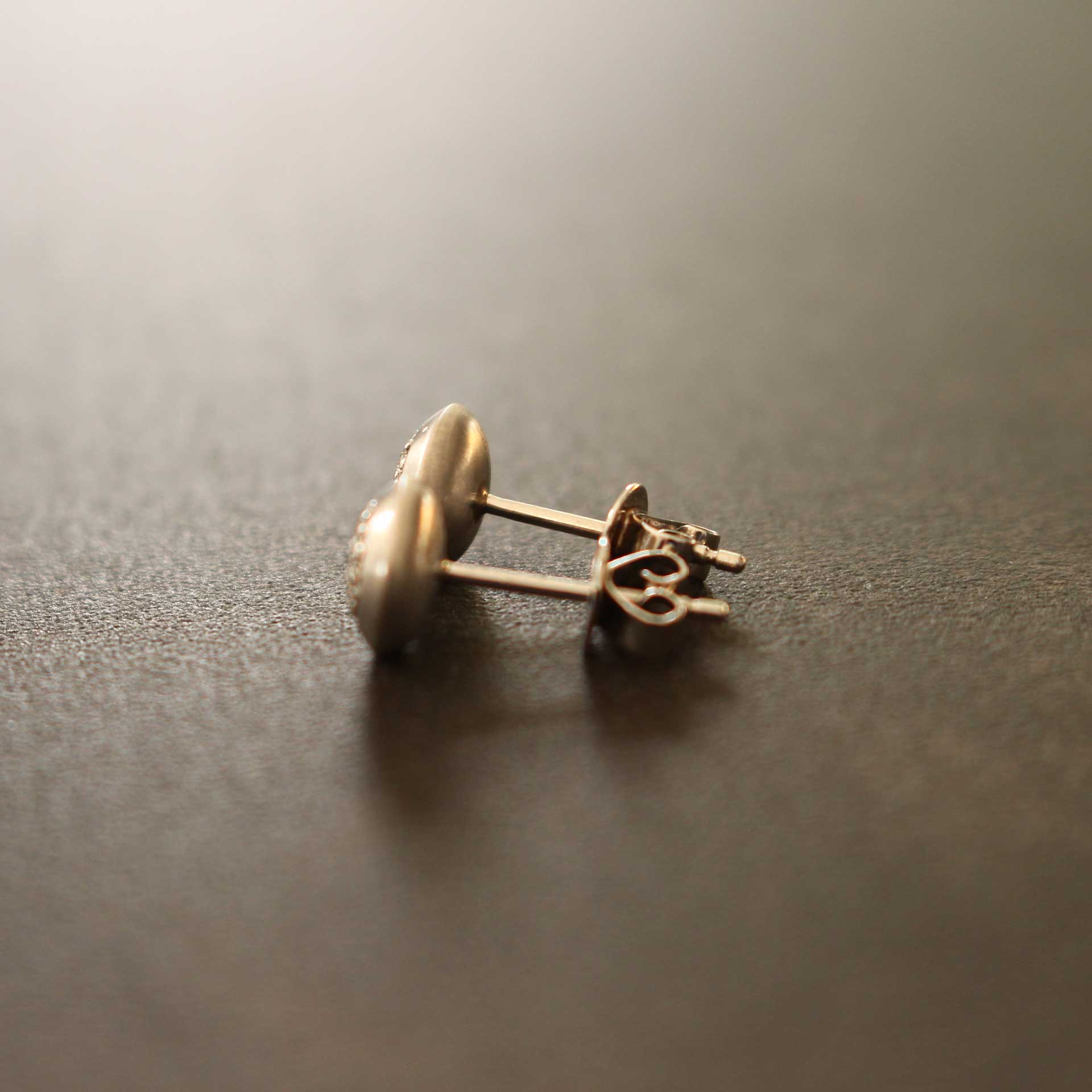 Platinohrstecker mit Brillanten