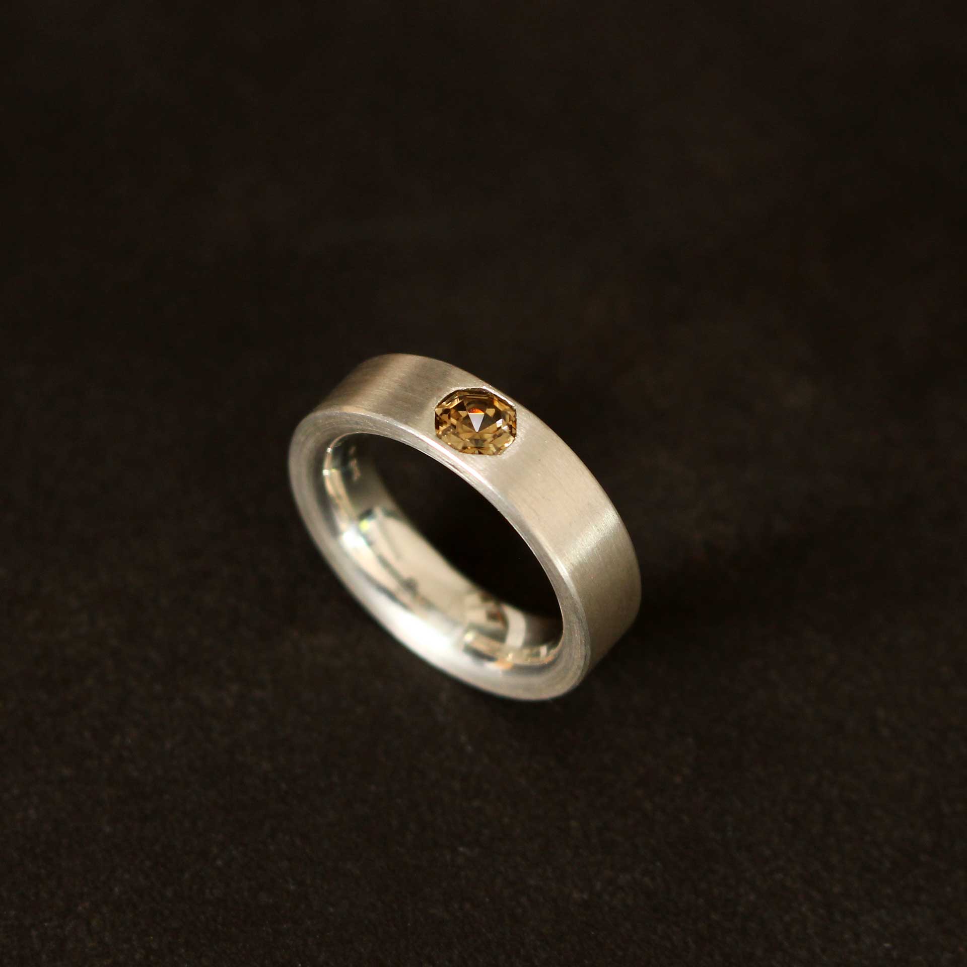 Silberring mit Zirkon