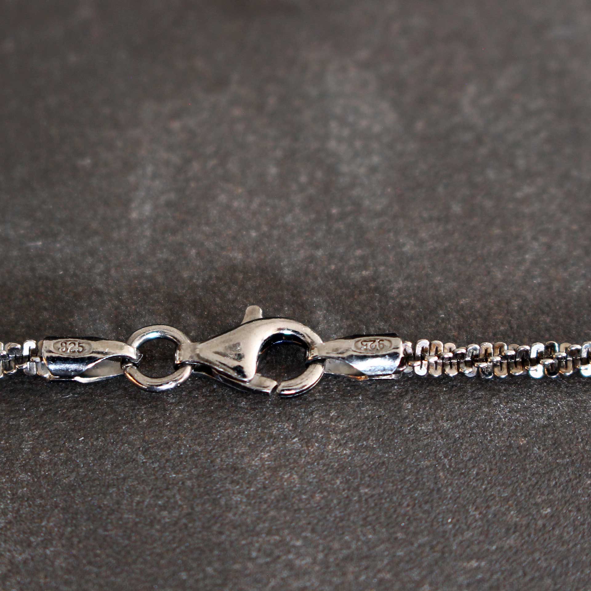 Goldanhänger 14ct. mit Granatherz