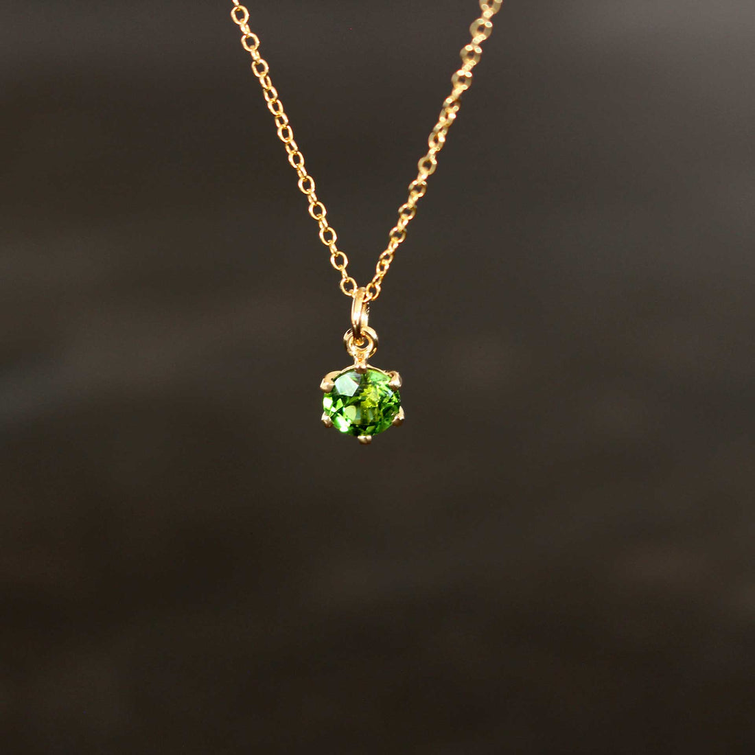 Turmalinanhänger 18ct. Gelbgold in Körbchenfassung