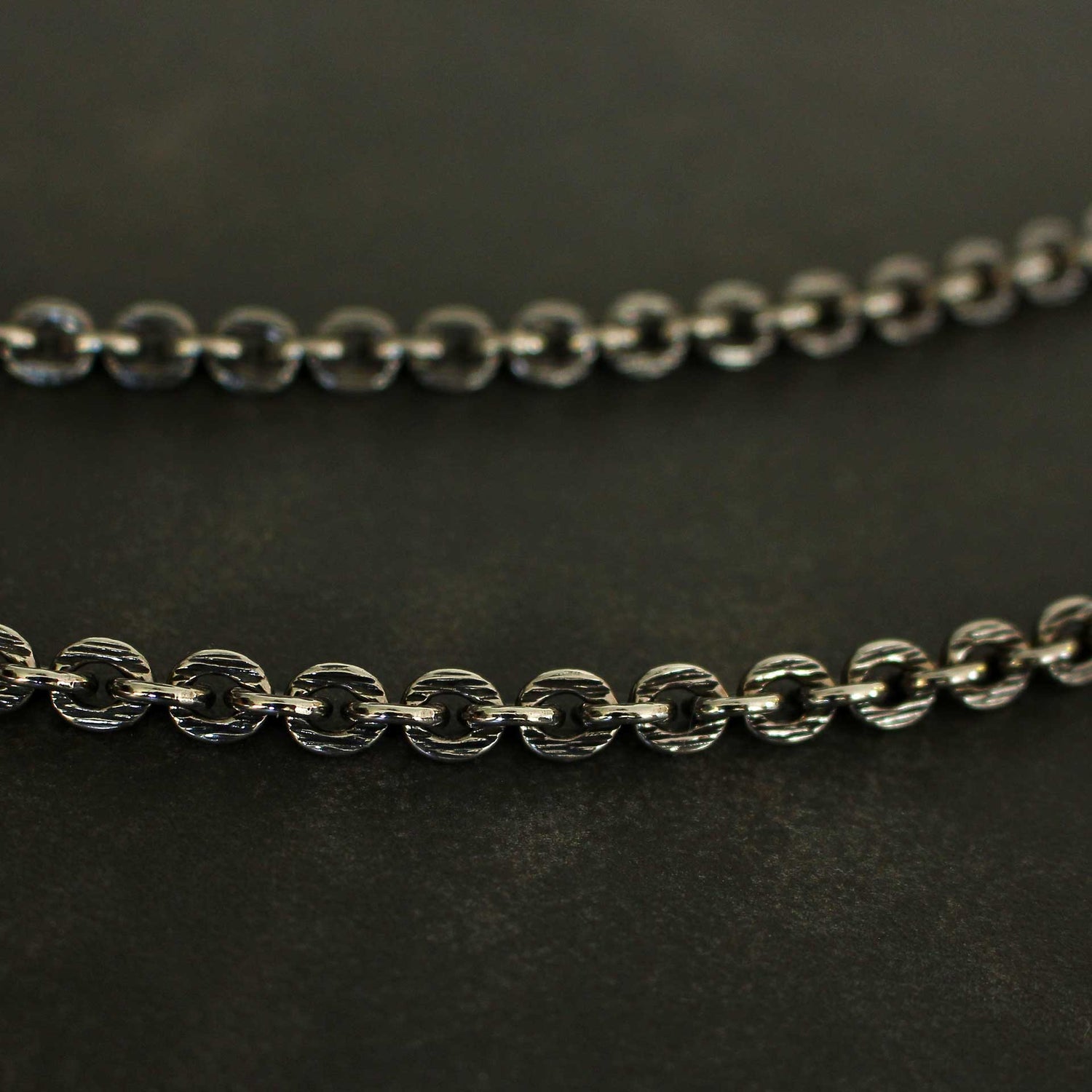 Strukturierte Unisex-Silberkette – Oxidiert &amp; Massiv